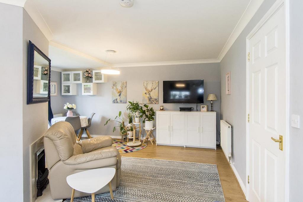 Lounge (Photo 2)