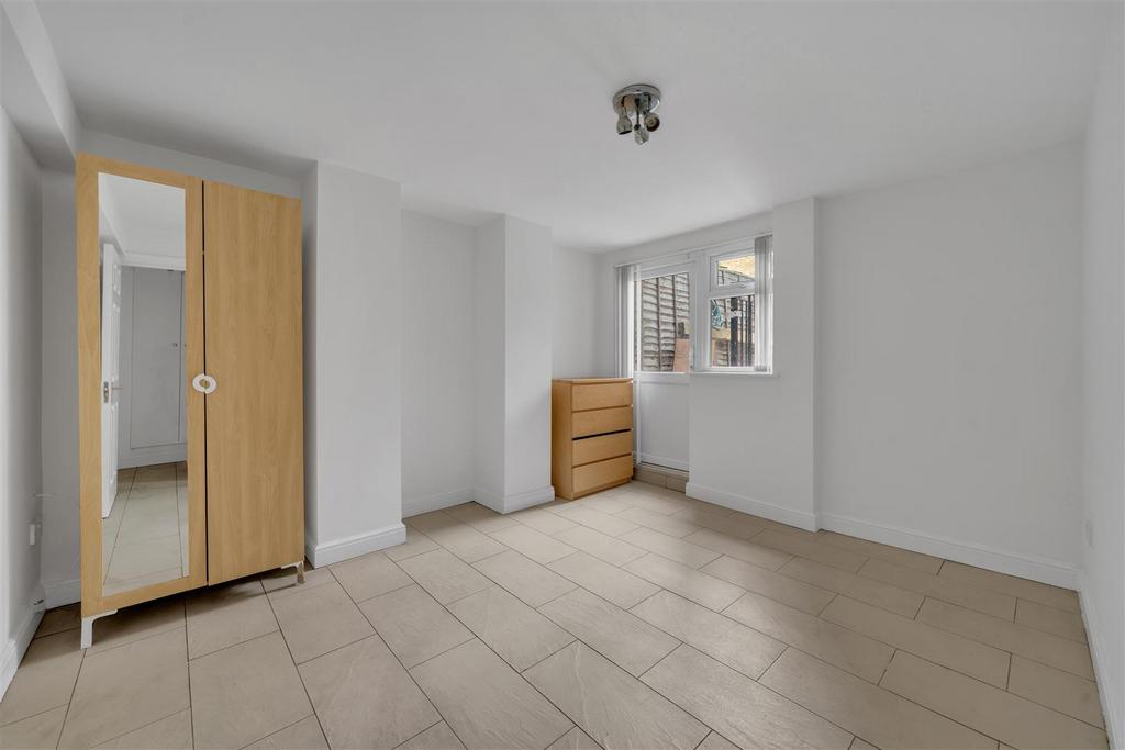 Bedroom #1