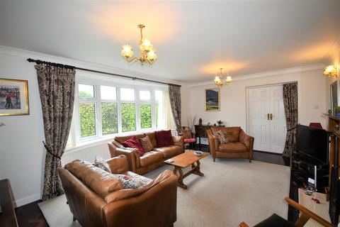 4 bedroom detached house for sale, Yorkshire Side, Eastoft