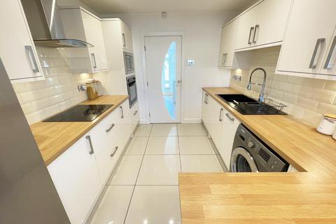 5 Shaw Grove, Hartlepool, TS25 4PH