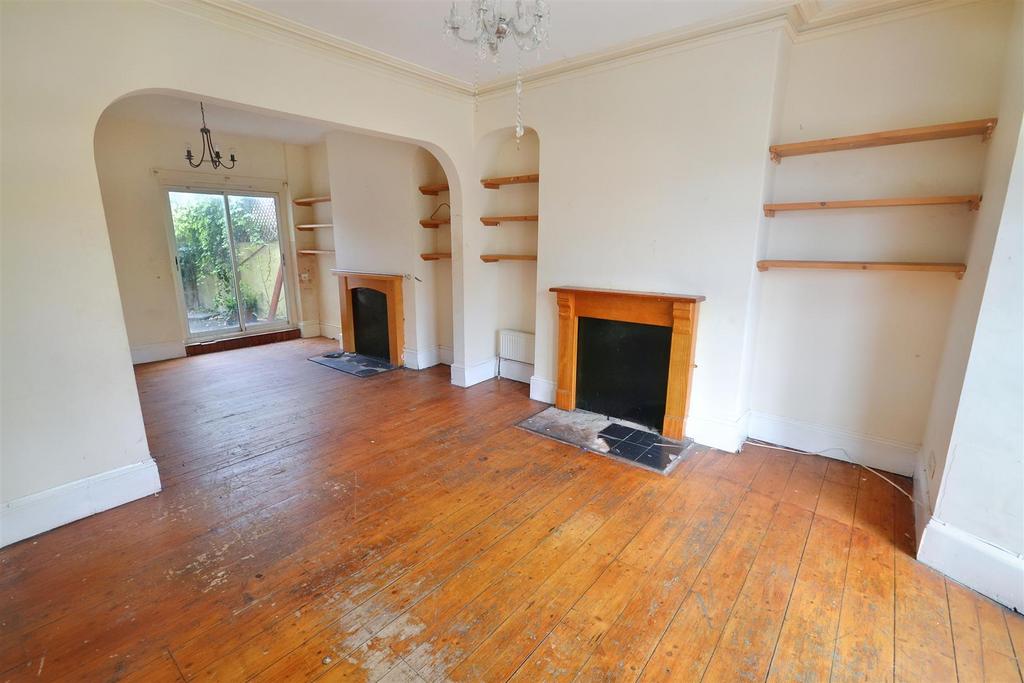 Castle Terrace, Steynton Road, Milford Haven 3 bed terraced house for