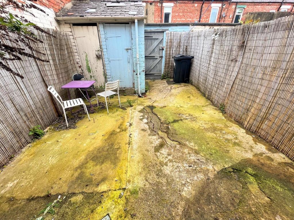 Rear courtyard