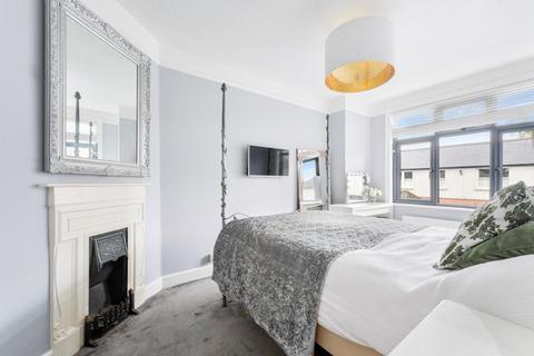 71 Ferndale Road, Banstead, SM7 2EX