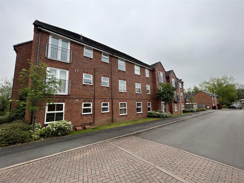 01 Brett Young Close Halesowen 1.jpg