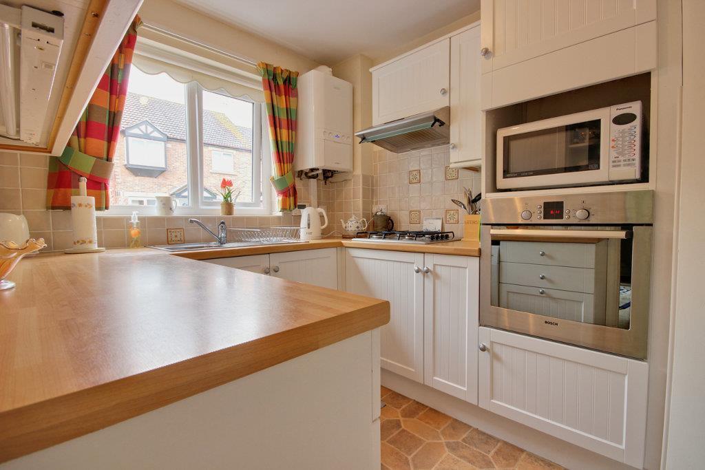 Applegarth Mews, Crescent Street, Cottingham 2 bed apartment for sale