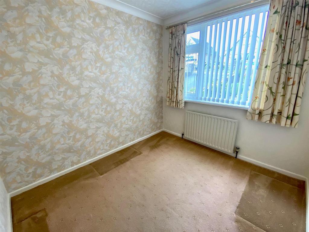 Priory way 75 bed 3.jpg