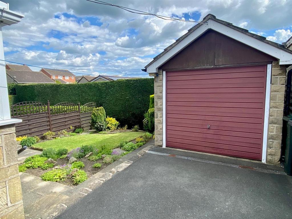 Priory way 75 garage.jpg