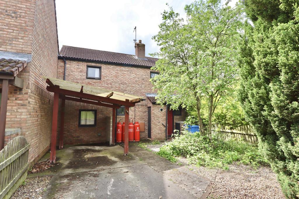 Glebe Avenue, Full Sutton, York 3 bed terraced house for sale £150,000