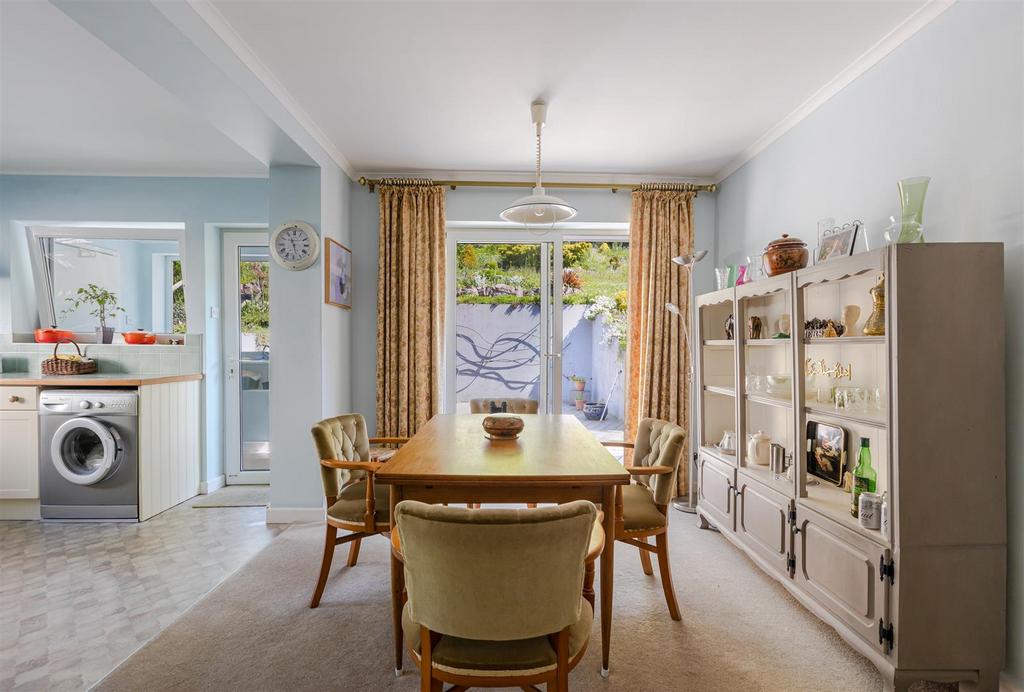 A19 - 23459 48, Brunel Avenue Torquay - 230512.jpg