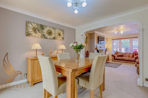 99 Mill Gate, Ackworth, Pontefract, WF7 7PJ