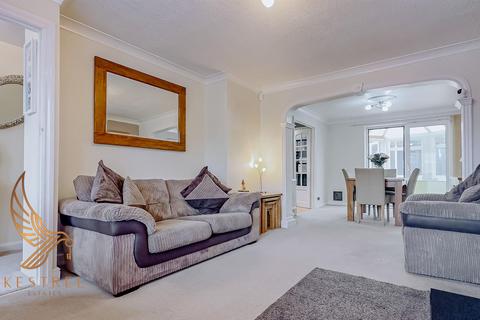 99 Mill Gate, Ackworth, Pontefract, WF7 7PJ