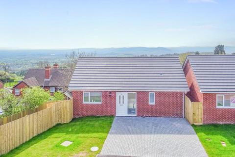 3 bedroom detached house for sale, Springfield Way, Clee HIll, Ludlow