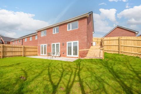 3 bedroom detached house for sale, Springfield Way, Clee HIll, Ludlow