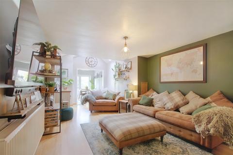108 Belper Road, Stanley Common, Ilkeston, DE7 6FQ