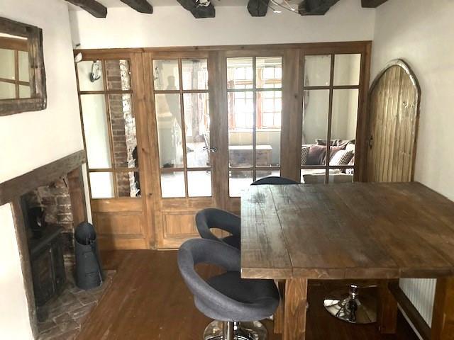 Dining Room.jpg