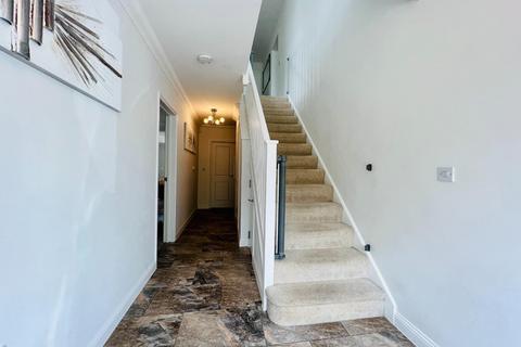 16 Campion Close, Ashford, TN25 4FD