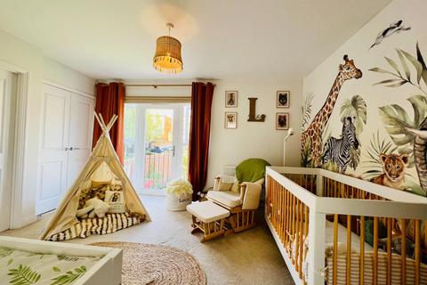 16 Campion Close, Ashford, TN25 4FD