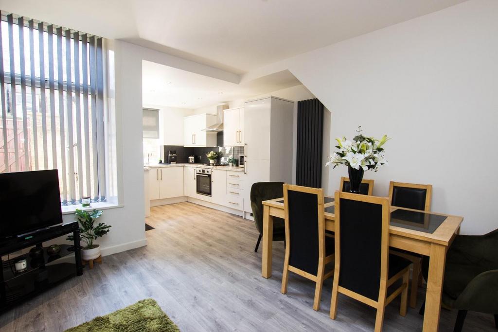 Melrose Street, Darwen 2 bed terraced house for sale £150,000