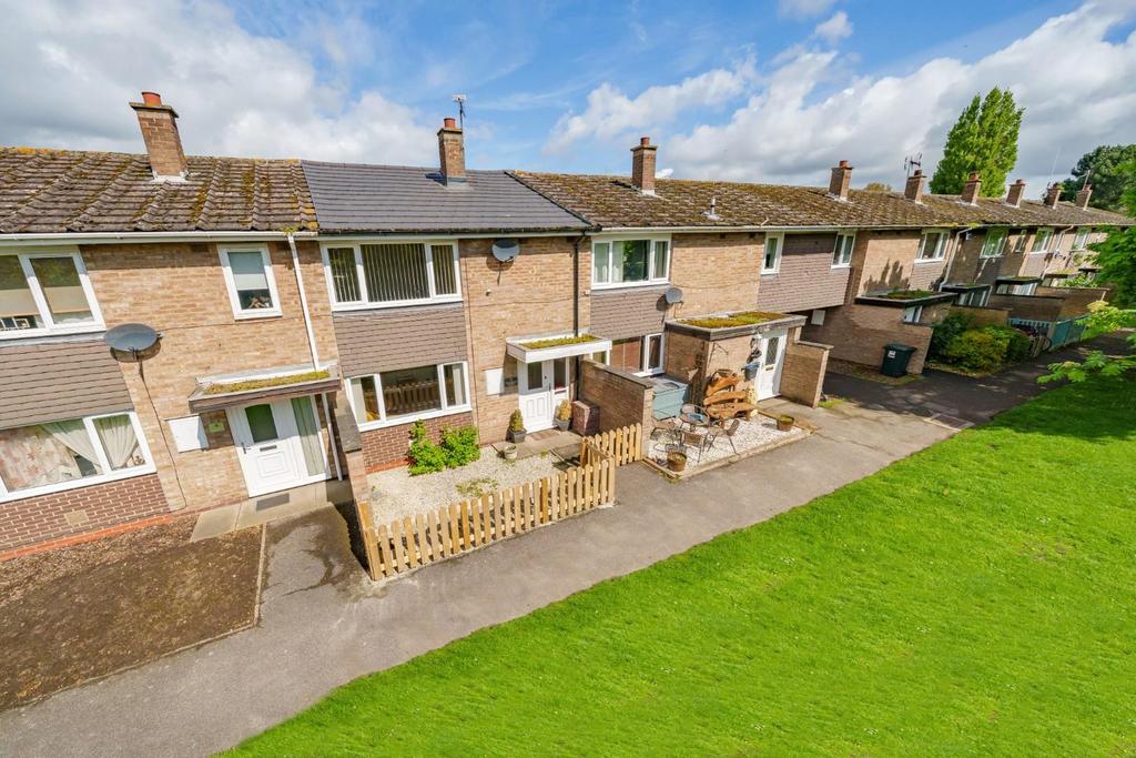 Coleridge Court, Clinton Park... 2 bed terraced house £135,000