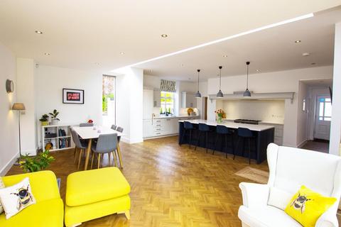 Springmount Pleasington Lane, Pleasington, Blackburn, BB2 5JE