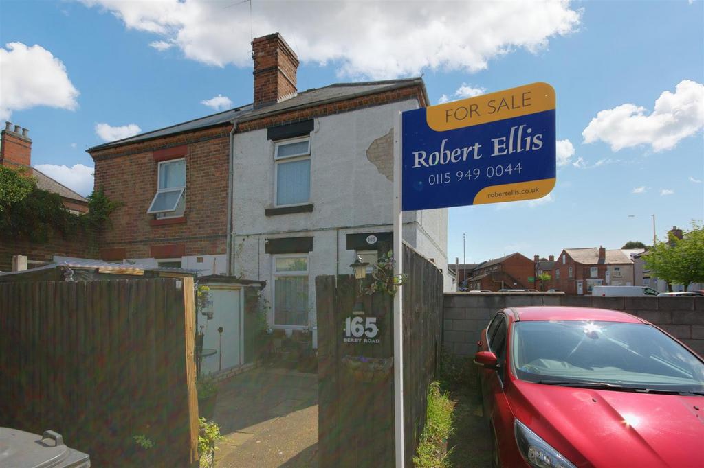 Derby Road, Stapleford, Nottingham 2 bed semidetached house for sale