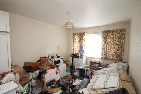 24 Millside, Carshalton, SM5 2BQ
