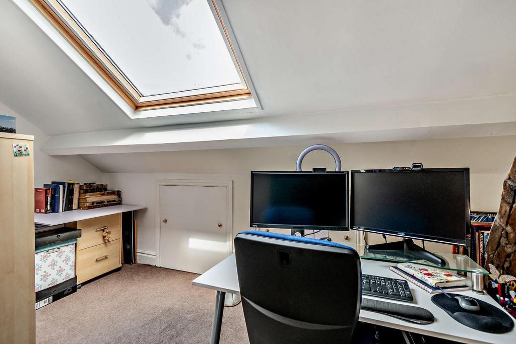 8550923-interior02-800.jpg