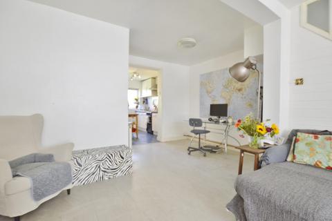 149 Varley Road, London, E16 3NR
