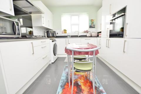 68a Stopford Road, London, E13 0LZ