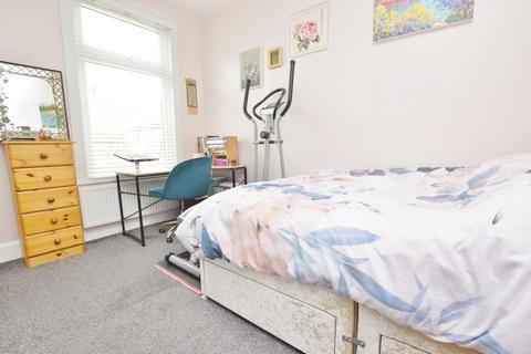 68a Stopford Road, London, E13 0LZ