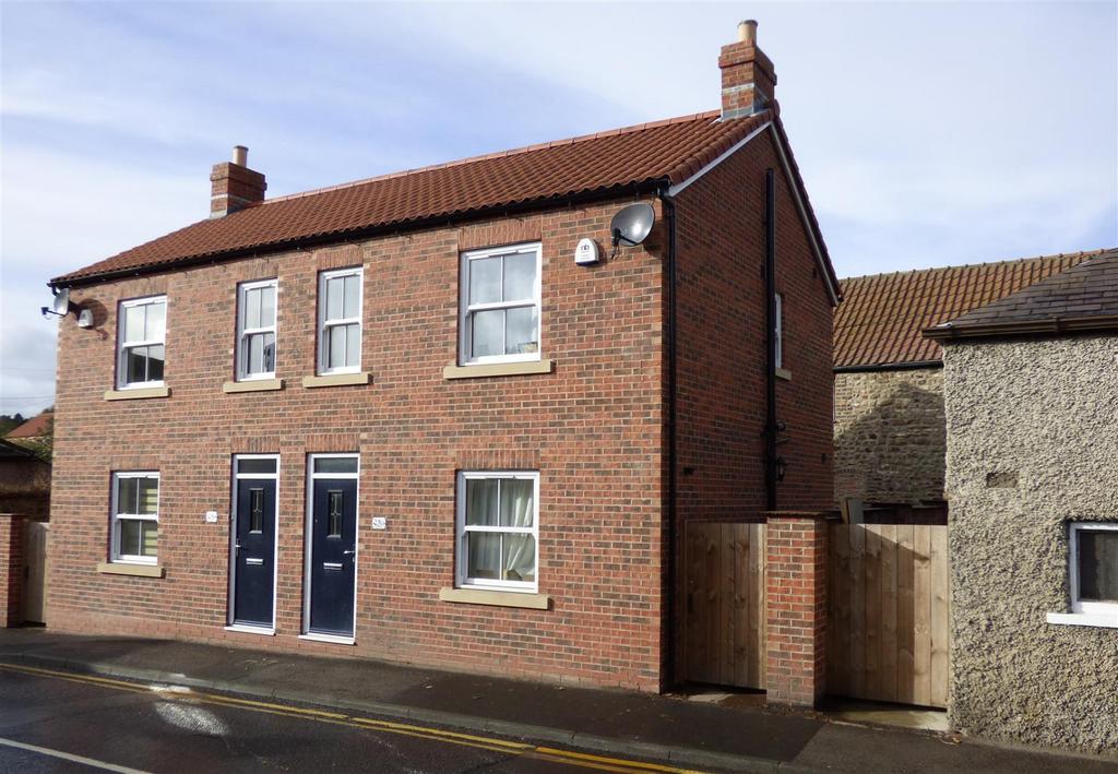 2A Sussex Street, Bedale 3 bed semidetached house to rent £775 pcm