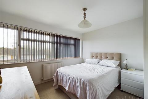 34 Bruce Drive, South Croydon, CR2 8SL