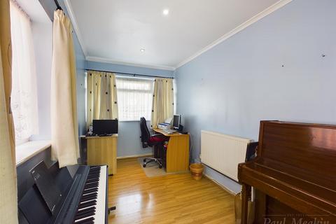 7 Crossways, South Croydon, CR2 8JP