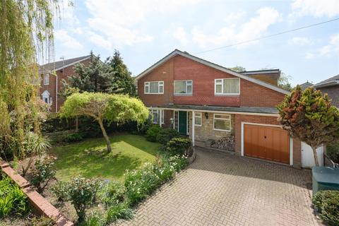 4 bedroom detached house for sale - Hazlemere Road, Seasalter, Whitstable