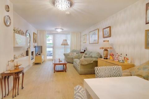 1 bedroom apartment for sale - Lawson Grange, Holly Road North, Wilmslow, Cheshire East