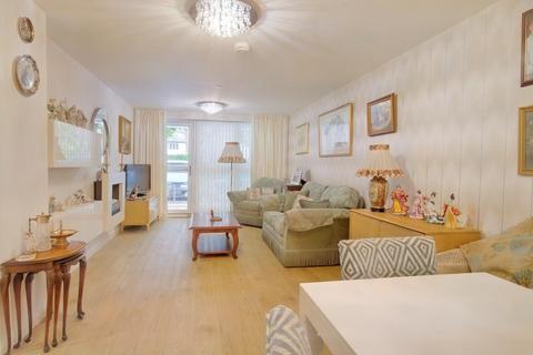 1 bedroom apartment for sale, Lawson Grange, Holly Road North, Wilmslow, Cheshire East