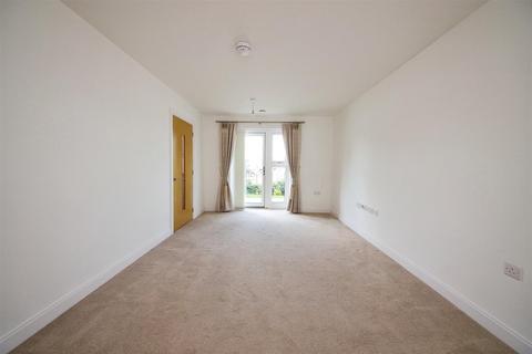 1 bedroom apartment for sale, Sewardstone Road, Waltham Abbey