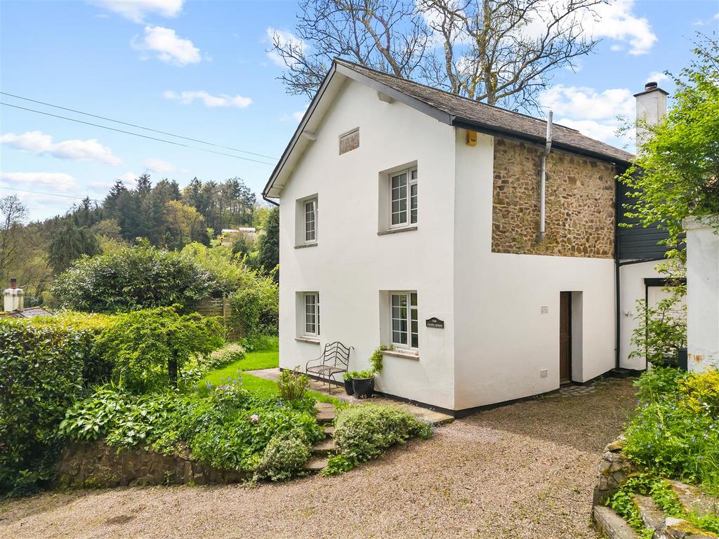 Templeton, Tiverton 3 bed detached house for sale £475,000