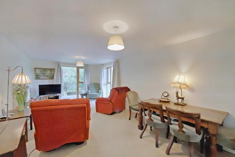 2 bedroom apartment for sale, Ellisfields Court, Mount Street, Taunton TA1 3SS