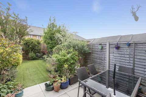 59 Hazel Way, London, E4 8RP