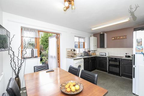 59 Hazel Way, London, E4 8RP