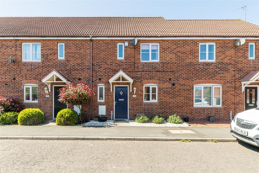 Cloverfield, West Allotment... 3 bed terraced house £200,000