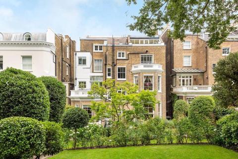 4 bedroom apartment to rent, Holland Park, W11