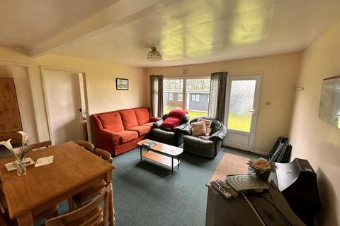 2 bedroom bungalow for sale, Norton, Dartmouth