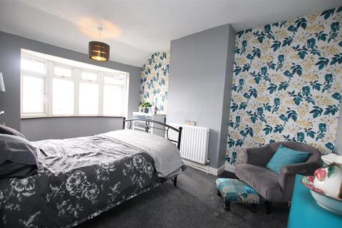 29 Brent Close, Dartford, DA2 6DD