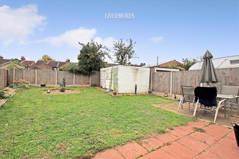 29 Brent Close, Dartford, DA2 6DD
