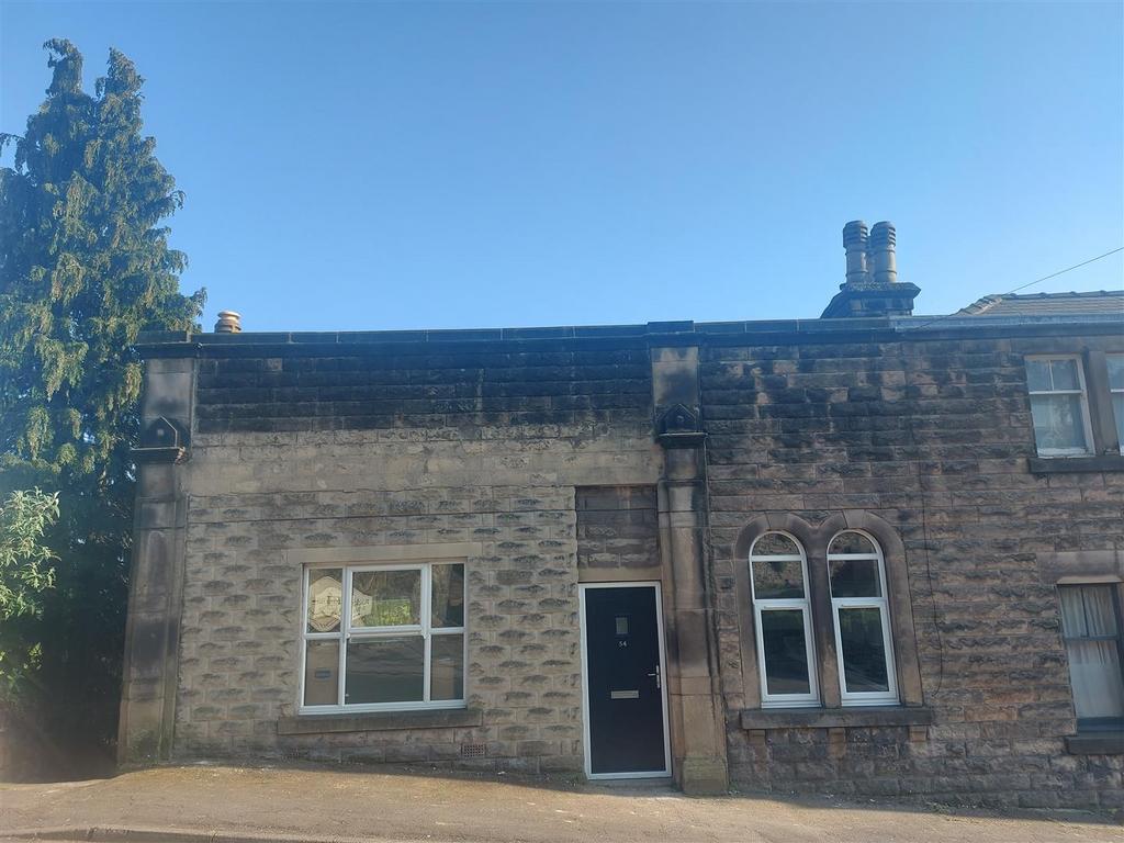 Wellington Street, Matlock 2 bed end of terrace house £755 pcm (£174 pw)