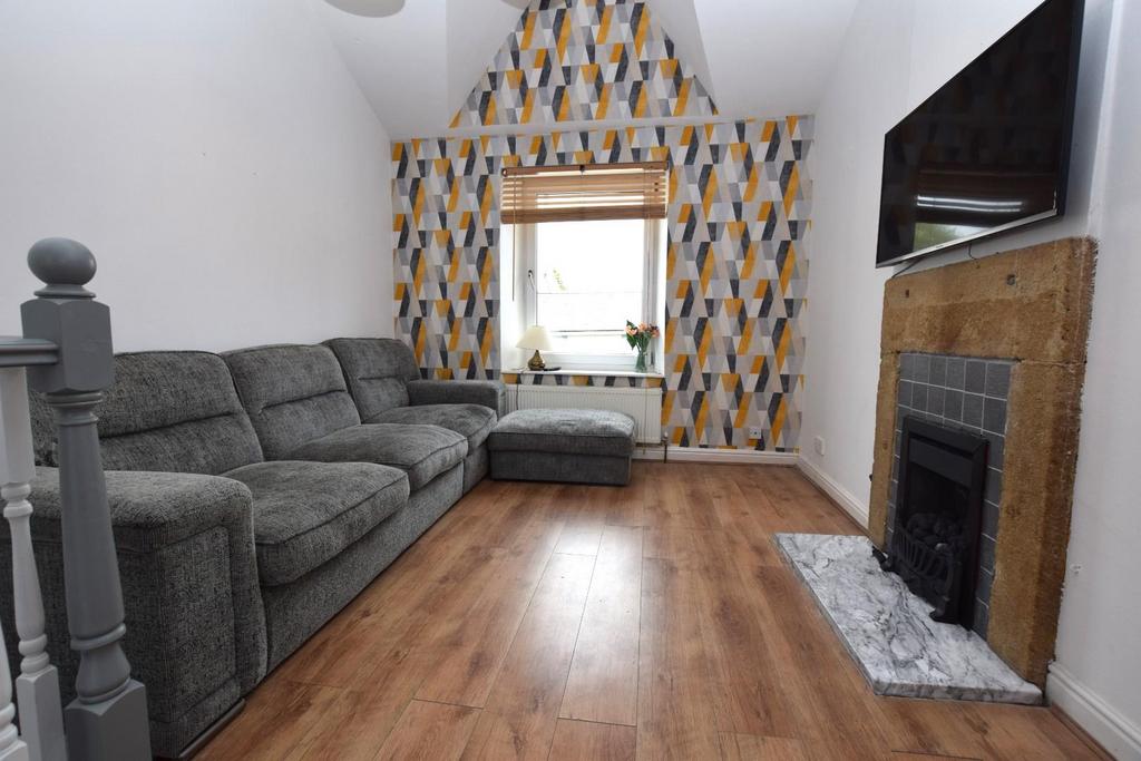 Rosley Street, Winewall, Colne 1 bed cottage to rent £550 pcm (£127 pw)