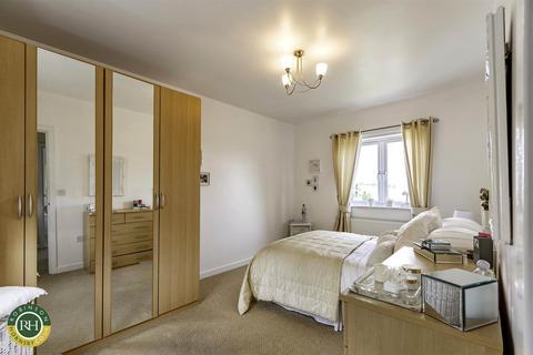 5 Bedale Close, Swallownest, Sheffield, S26 4NF