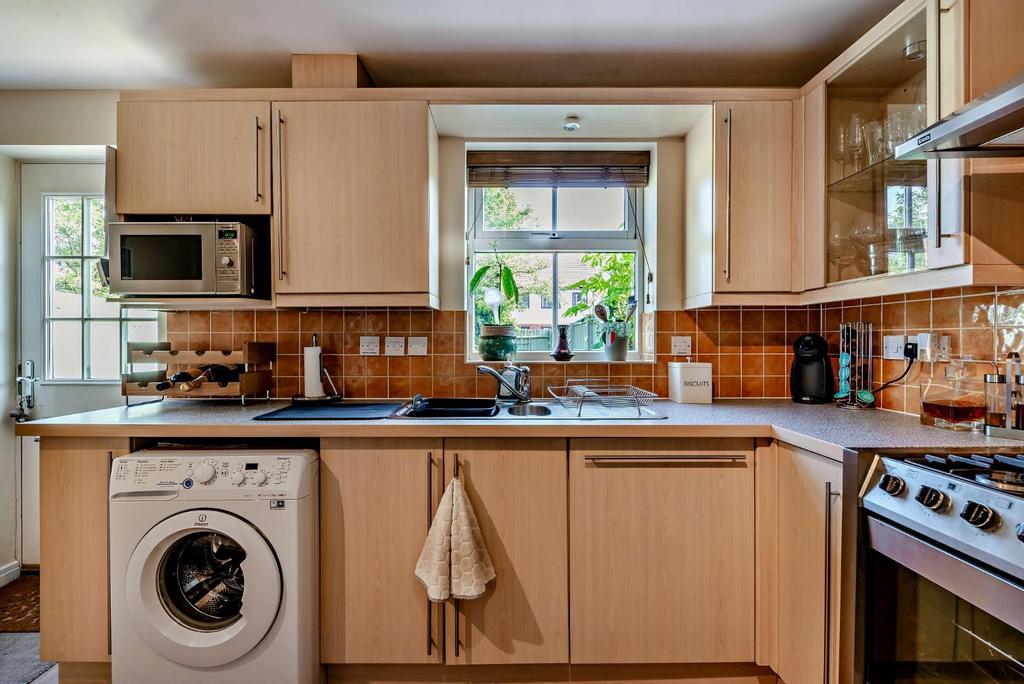 8552642-interior09-800.jpg